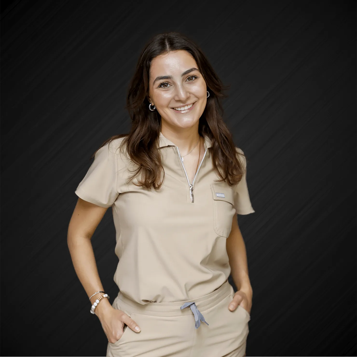 Dr. Dt. Elif Akın Özgünler